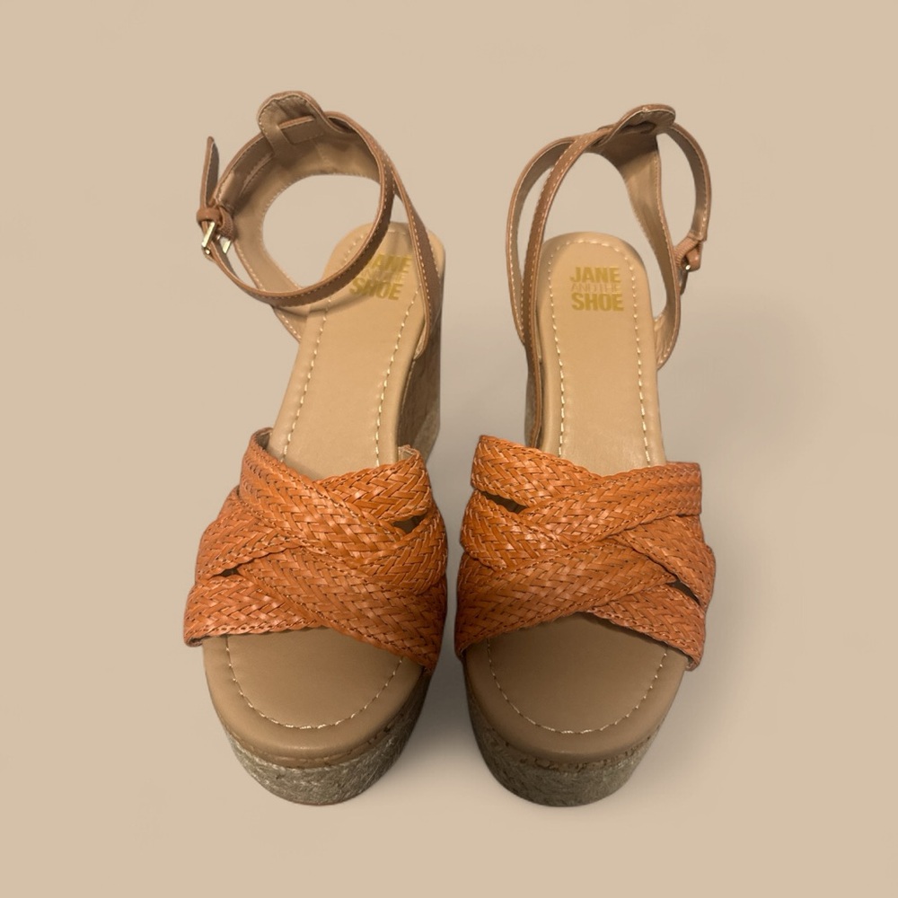 JANE AND THE SHOE Vibrant Orange and Tan Wedges